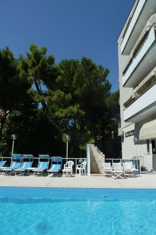 Hotel Astra Milano Marittima Exterior photo